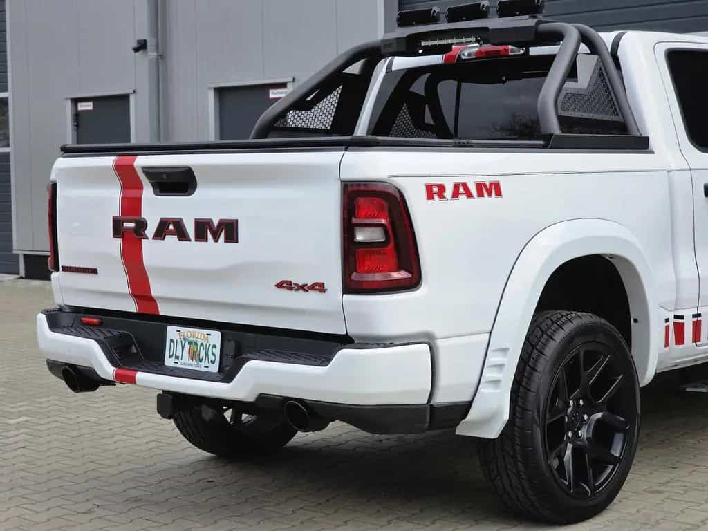 Dodge RAM 1500 3.0T 4x4 Bighorn Night Kamera LED PDC 09/2024-photo-15