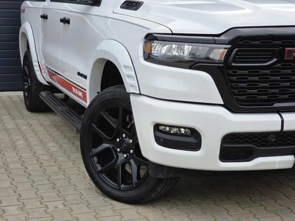 Dodge RAM 1500 3.0T 4x4 Bighorn Night Kamera LED PDC 09/2024-photo-2