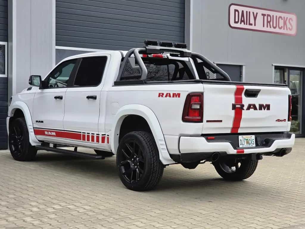Dodge RAM 1500 3.0T 4x4 Bighorn Night Kamera LED PDC 09/2024-photo-9