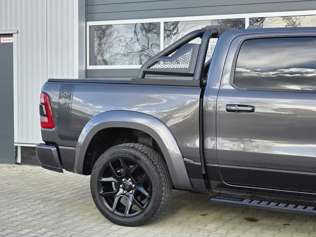 Dodge RAM 1500 5.7 4x4 Bighorn Pano 12´´ LED Rollbar 02/2021-photo-15