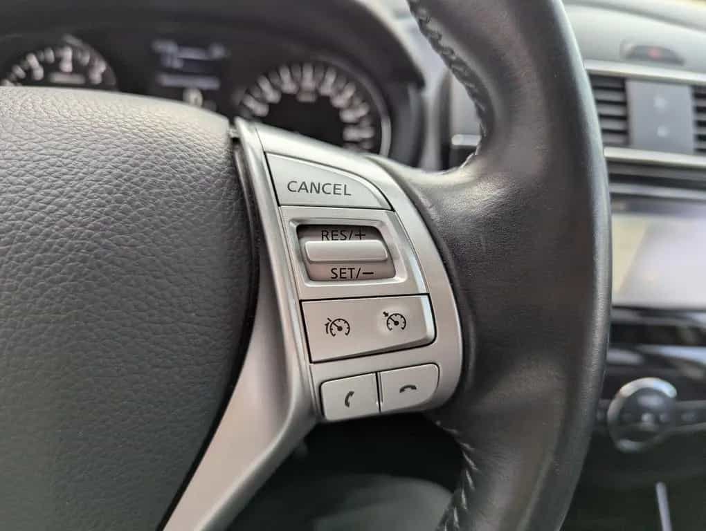 Nissan Pulsar 1,2 N-Connecta *360° SHZ NAVI* 04/2018-photo-17