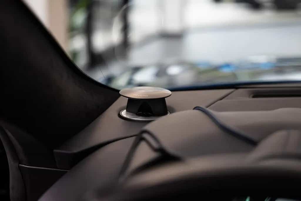 Aston Martin DBS /V12/B&O/Carbon/360 10/2023-photo-18