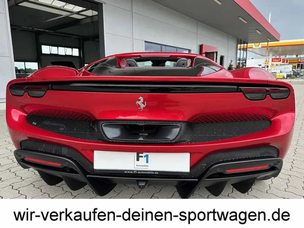 Ferrari 296 GTS Sonderfarbe Rosso Magma UPE 385´T 1. Hd 01/2024-photo-18