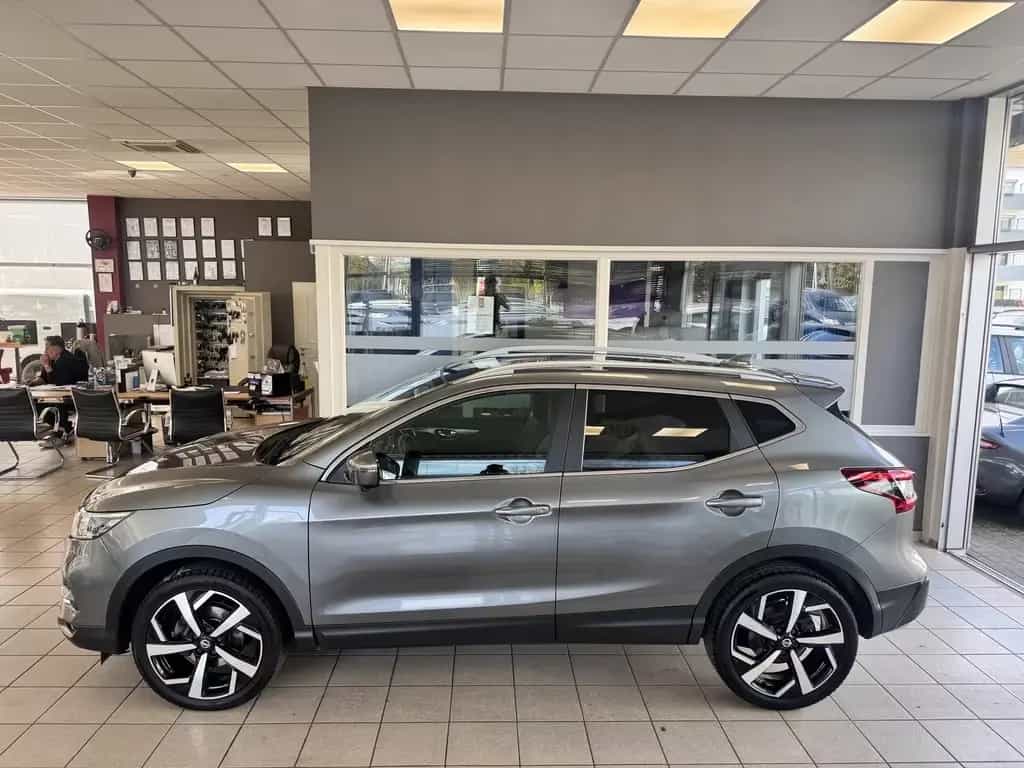 Nissan Qashqai Tekna T-Leder Pano Navi Kamera Keyless 06/2018-photo-1