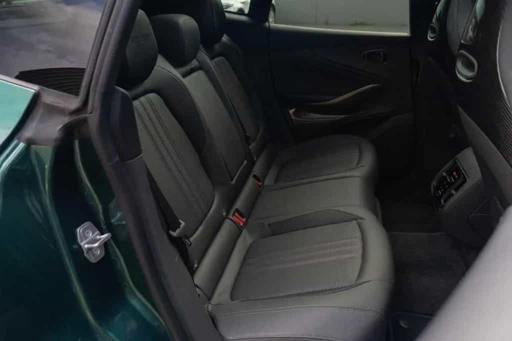 Aston Martin DBX 4.0 V8 DBX707 01/2025-photo-20