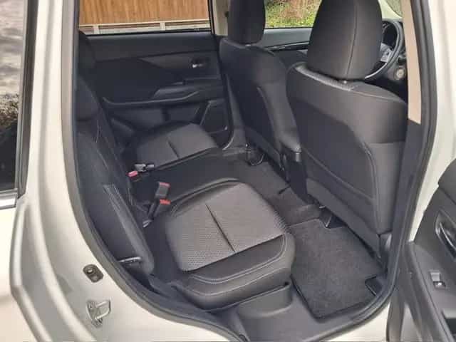 Mitsubishi Outlander 2.0 Benziner ClearTec 2WD - 03/2021-photo-6
