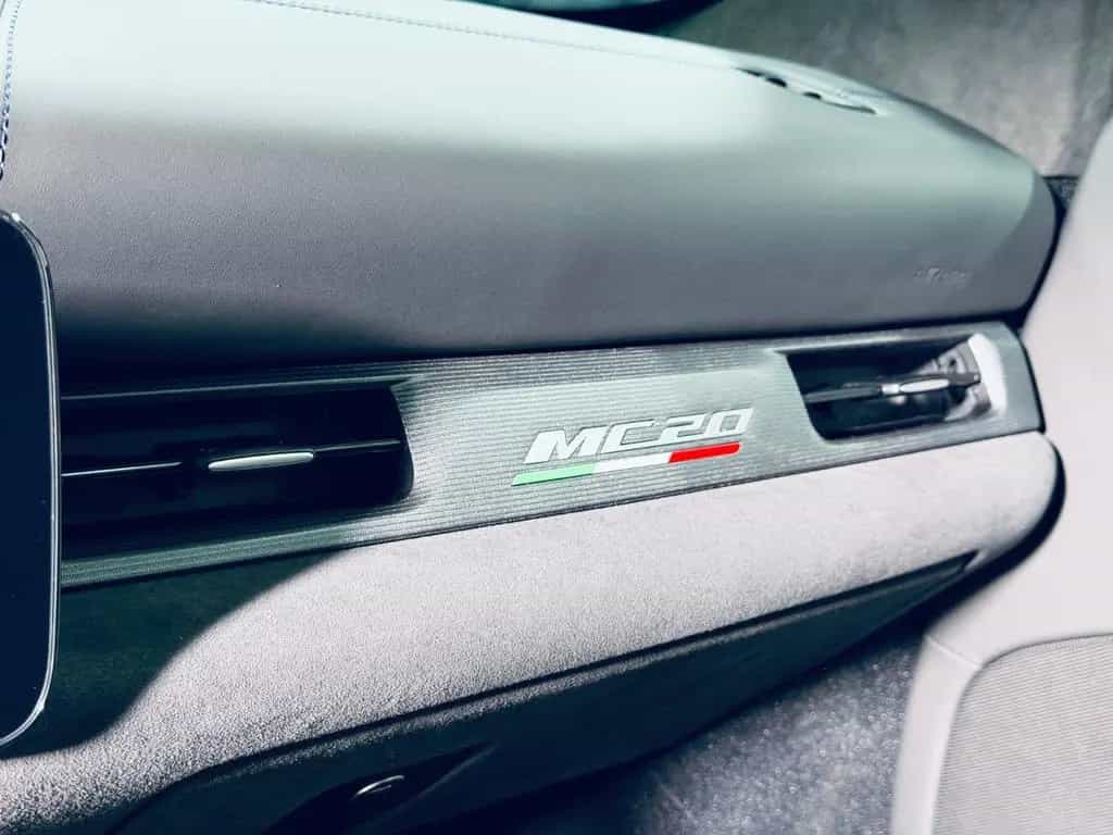 Maserati MC20 NOVITEC Bianco Audace Lift Carbon Keramik 11/2021-photo-23