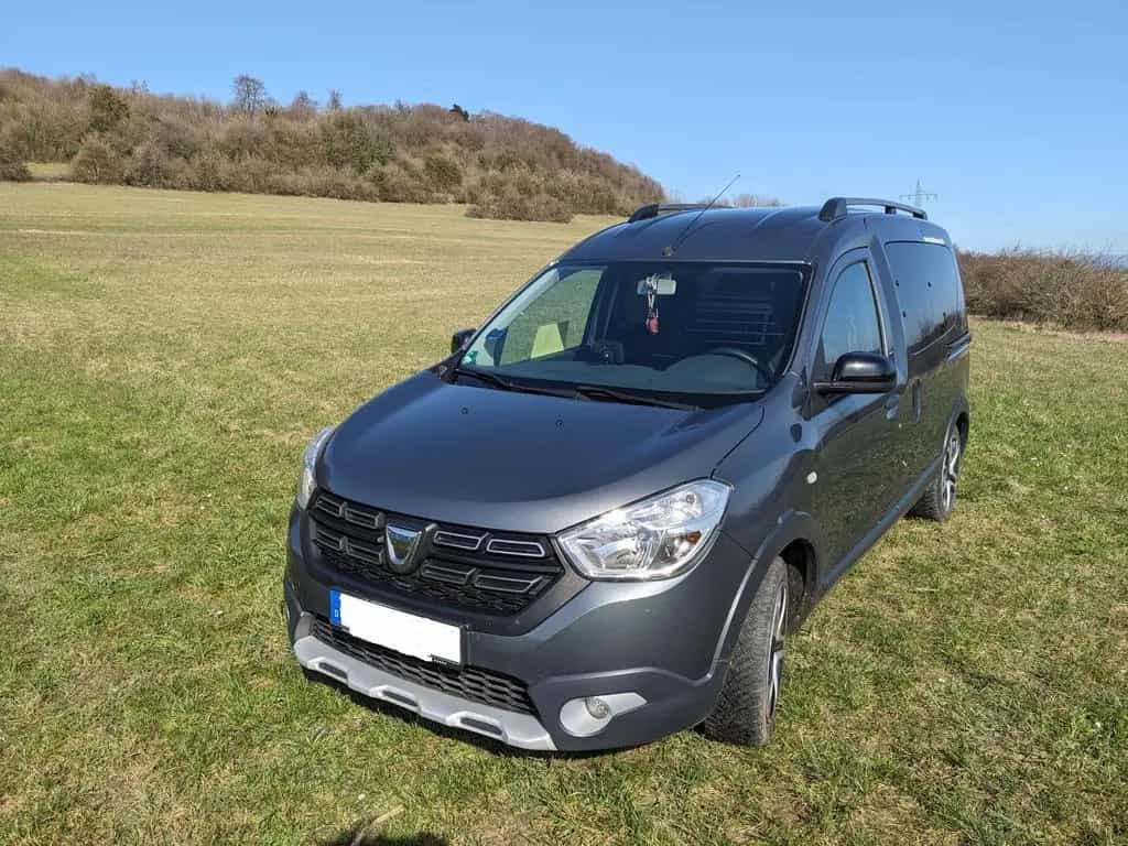 Dacia Dokker TCe 115 Stepway Celebration Stepway C... 03/2018-photo-0