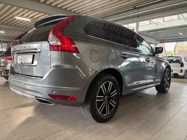 Volvo XC 60 XC60 Summum 2WD AUTOMATIK 03/2017-photo-7