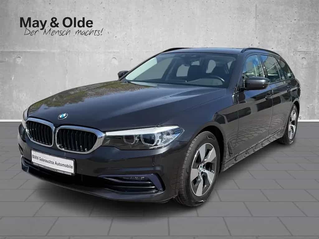 BMW 520 d Touring Aut Sport Line Navi LED SHZ KLimaa 08/2019-photo-0
