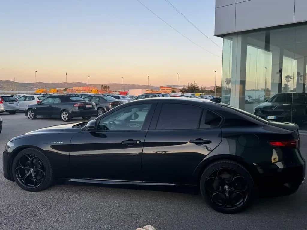 Alfa Romeo Giulia 2.2 Turbodiesel 210 CV AT8 AWD 02/2017-photo-3