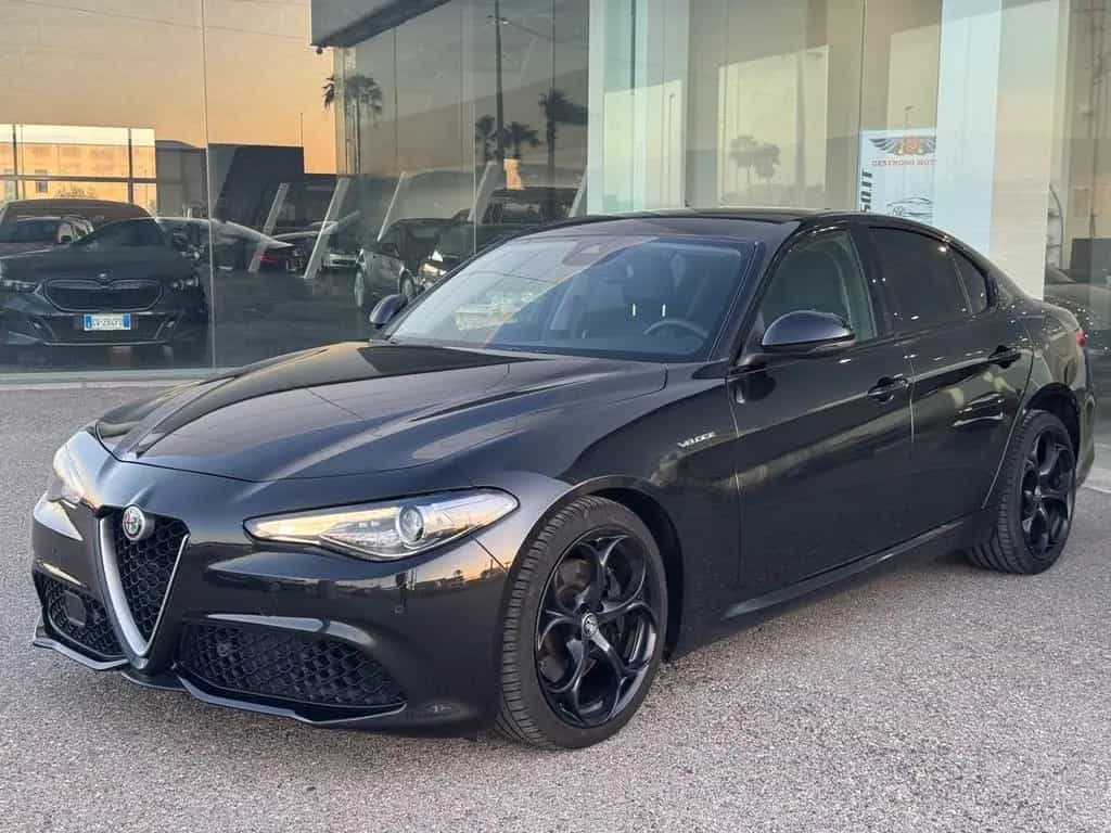 Alfa Romeo Giulia 2.2 Turbodiesel 210 CV AT8 AWD 02/2017-photo-4
