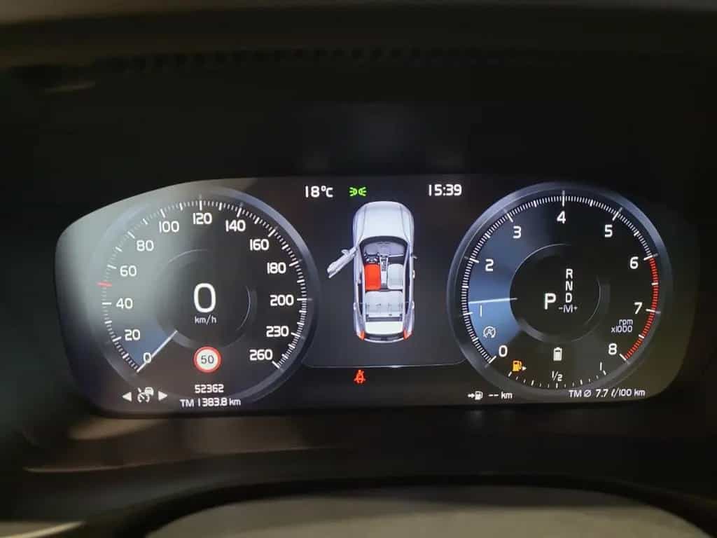 Volvo XC40 XC 40 Inscription 2WD Bluetooth Navi LED Klima 01/2022-photo-14