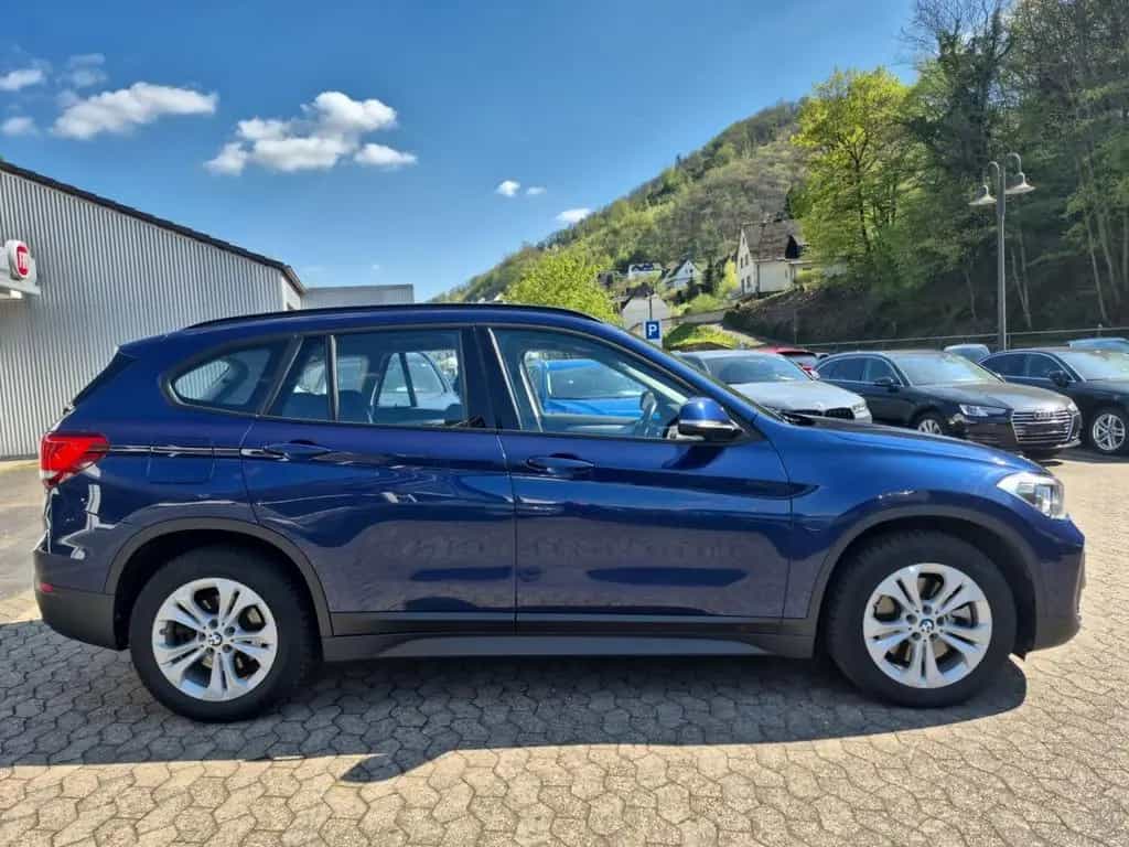 BMW X1 xDrive 20 d Advantage AHK Nav LED CarPlay 03/2020-photo-3