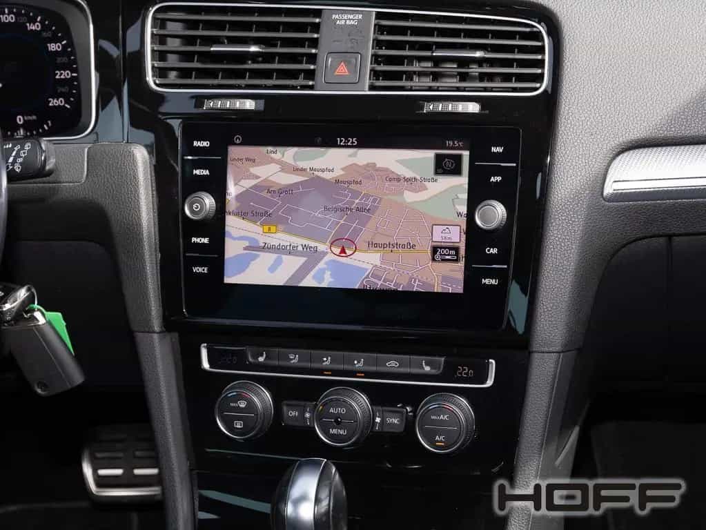 Volkswagen Golf Variant 1.5 TSI DSG Highline R-Line AHK Kam 09/2019-photo-6