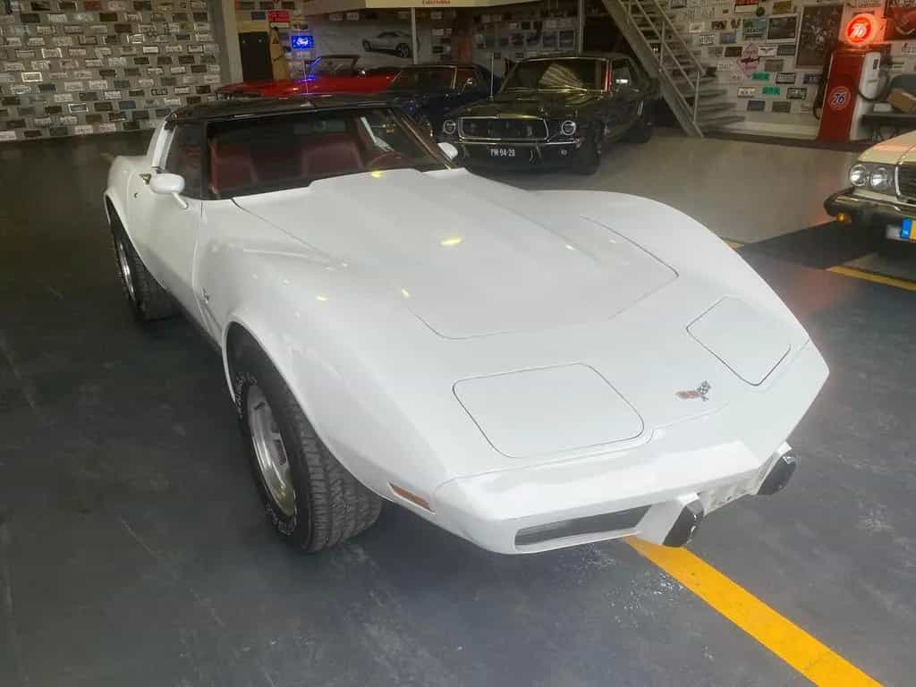 Corvette C3 sehr schöne C3 wenig Meilen und 2 Vorbesitzer 07/1979-photo-16