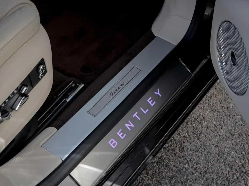 Bentley Flying Spur Azure V8 4.0 550hp 11/2022-photo-30