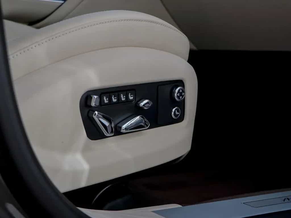Bentley Flying Spur Azure V8 4.0 550hp 11/2022-photo-31