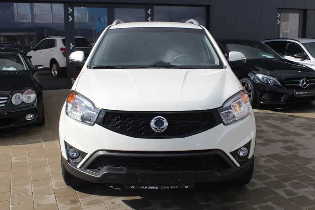 Ssangyong Korando 2.0 4x4 1-Hand/Automatik/ 05/2015-photo-1