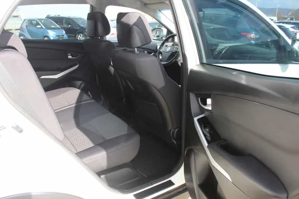 Ssangyong Korando 2.0 4x4 1-Hand/Automatik/ 05/2015-photo-10