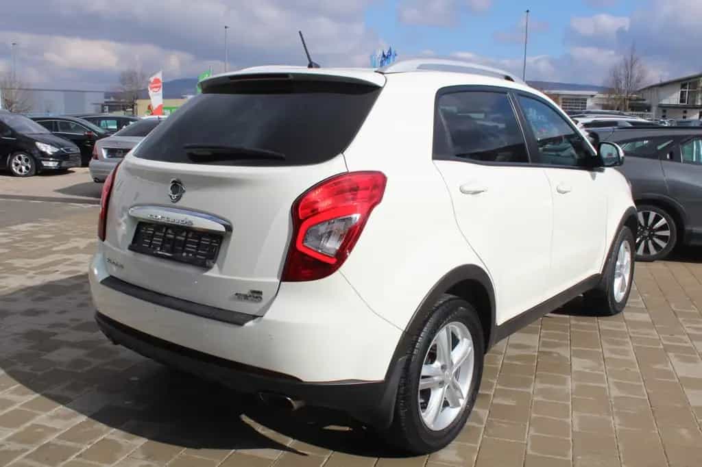 Ssangyong Korando 2.0 4x4 1-Hand/Automatik/ 05/2015-photo-4