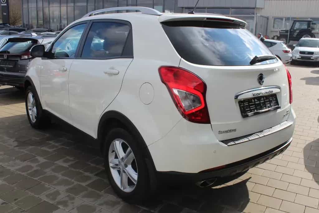 Ssangyong Korando 2.0 4x4 1-Hand/Automatik/ 05/2015-photo-6