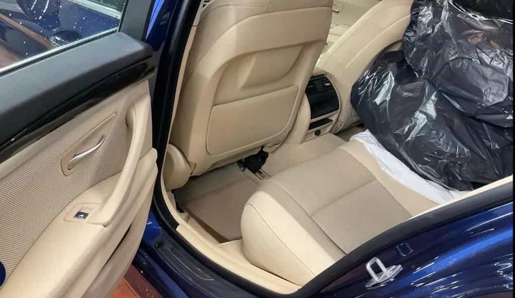 BMW 5 Series 520 d Lim. °voll Scheckheft BMW°1.Hand°Garantie° 07/2016-photo-11