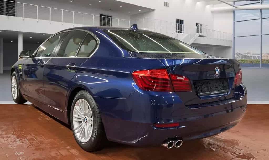 BMW 5 Series 520 d Lim. °voll Scheckheft BMW°1.Hand°Garantie° 07/2016-photo-3