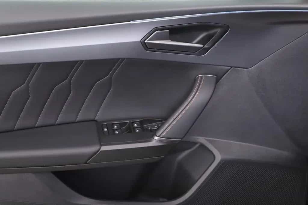 Cupra Leon 1.5 eTSI DSG ACC/Parklenkassist/Connect/Nav 12/2023-photo-13