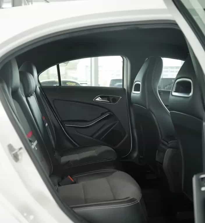 Mercedes-Benz A-Class 200 7G-Tr. *Distronic+ *AHK *Memory *Bi-Xenon 01/2015-photo-14