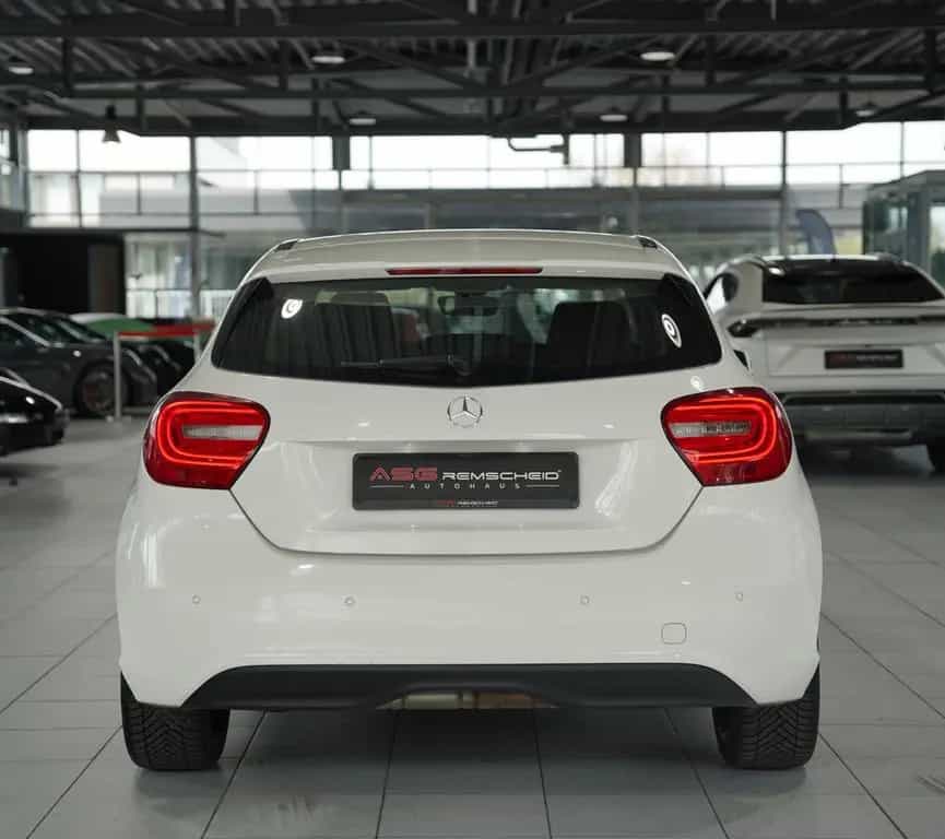Mercedes-Benz A-Class 200 7G-Tr. *Distronic+ *AHK *Memory *Bi-Xenon 01/2015-photo-7