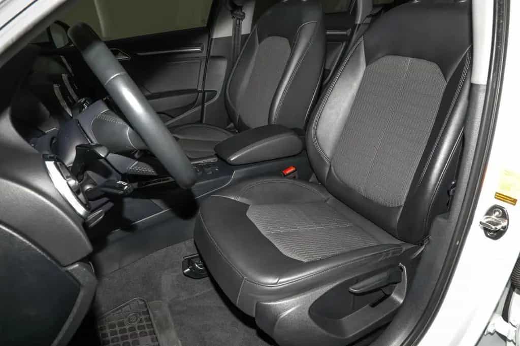 Audi A3 Sportback 35 TFSI S tronic PDC SHZ ACC Navi 11/2018-photo-18
