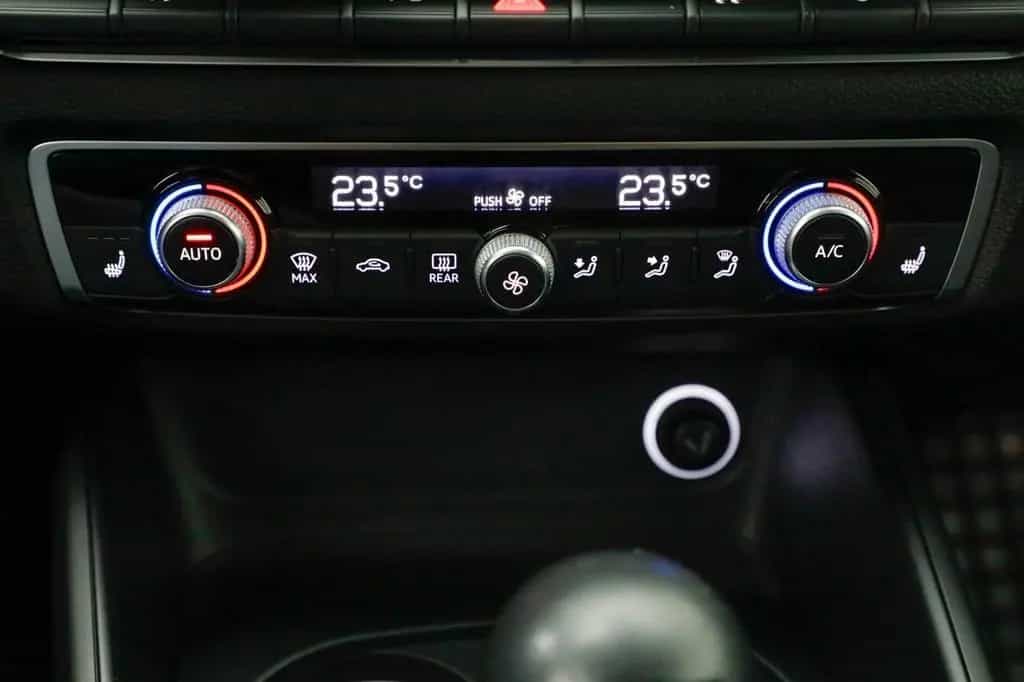Audi A3 Sportback 35 TFSI S tronic PDC SHZ ACC Navi 11/2018-photo-22