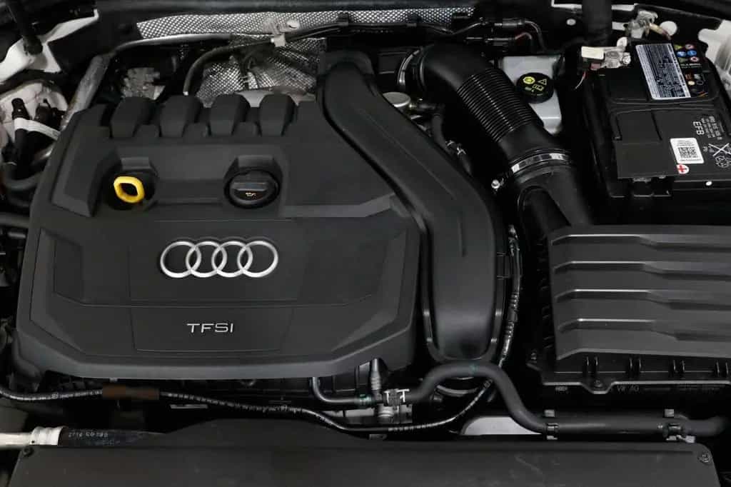 Audi A3 Sportback 35 TFSI S tronic PDC SHZ ACC Navi 11/2018-photo-29
