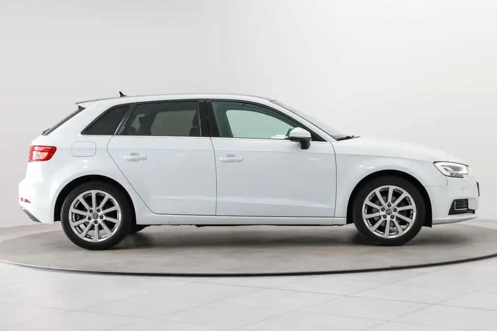 Audi A3 Sportback 35 TFSI S tronic PDC SHZ ACC Navi 11/2018-photo-8