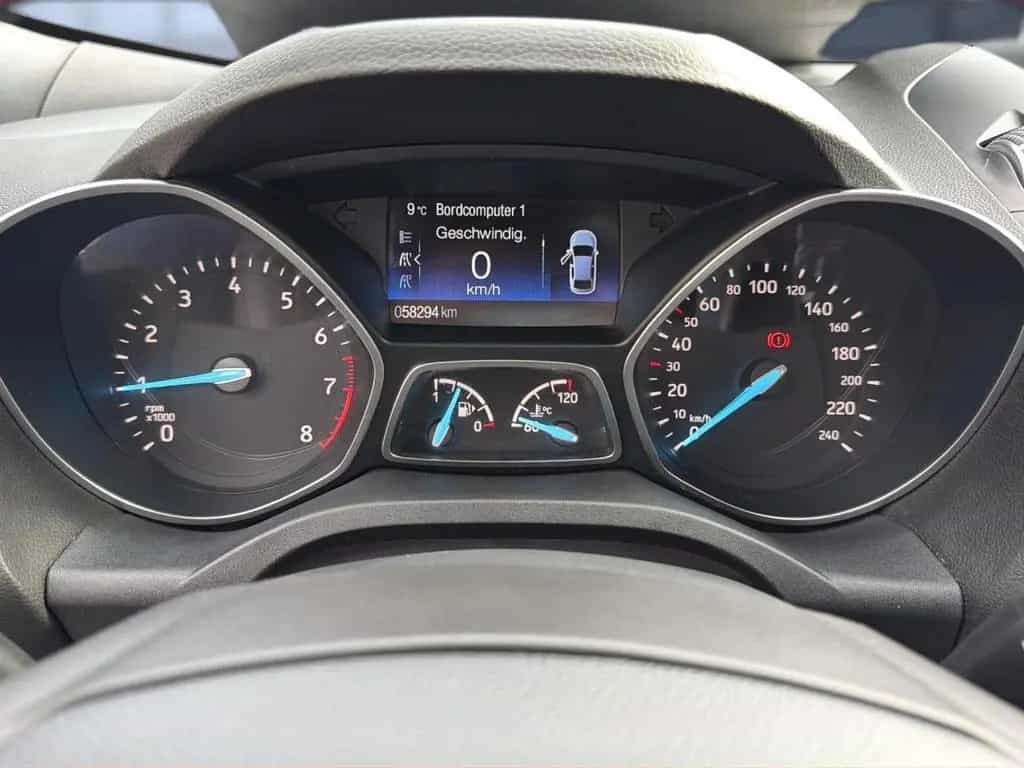 Ford Kuga ST-Line Bluetooth Navi Klima Einparkhilfe 11/2019-photo-14