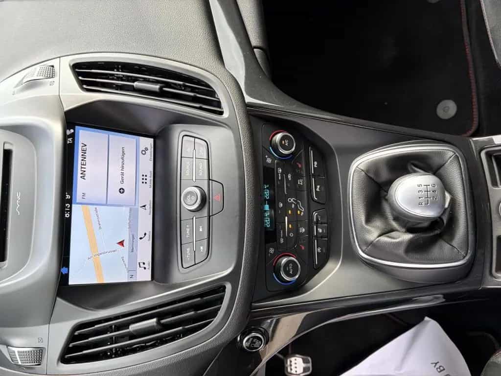Ford Kuga ST-Line Bluetooth Navi Klima Einparkhilfe 11/2019-photo-16