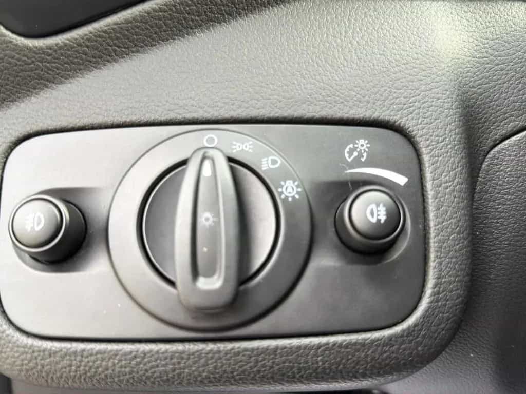 Ford Kuga ST-Line Bluetooth Navi Klima Einparkhilfe 11/2019-photo-17