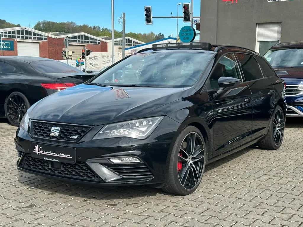 Seat Leon ST Cupra 300 4Drive *PANO*KEYLESS*DCC 03/2017-photo-1