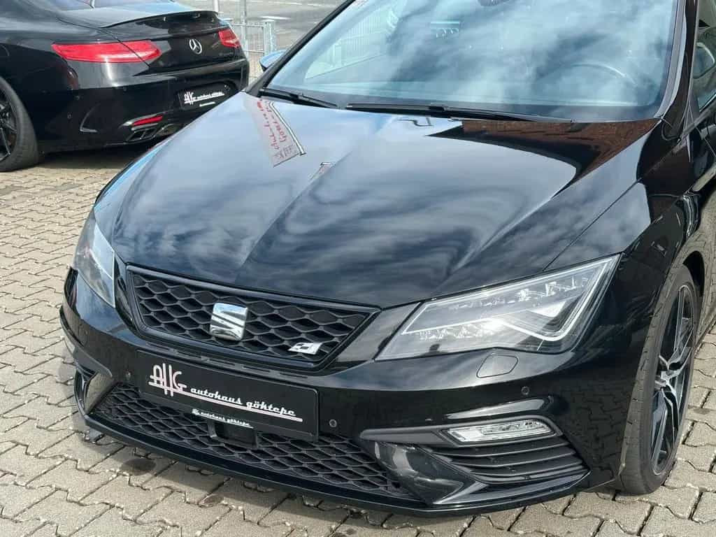 Seat Leon ST Cupra 300 4Drive *PANO*KEYLESS*DCC 03/2017-photo-2