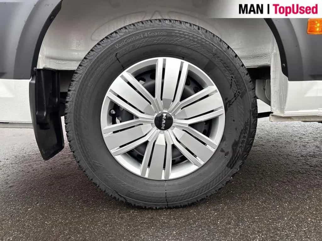 MAN TGE 3.140 4X2F SB Kombi 8 Sitzer / AHK Klima 08/2025-photo-13