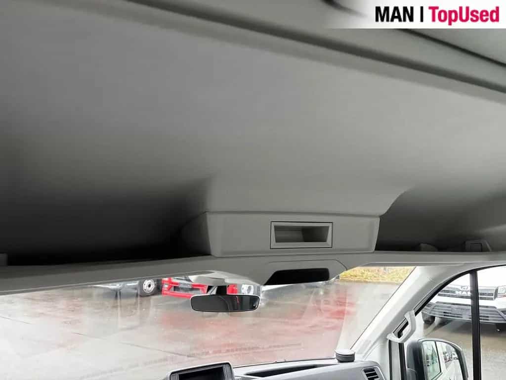 MAN TGE 3.140 4X2F SB Kombi 8 Sitzer / AHK Klima 08/2025-photo-23