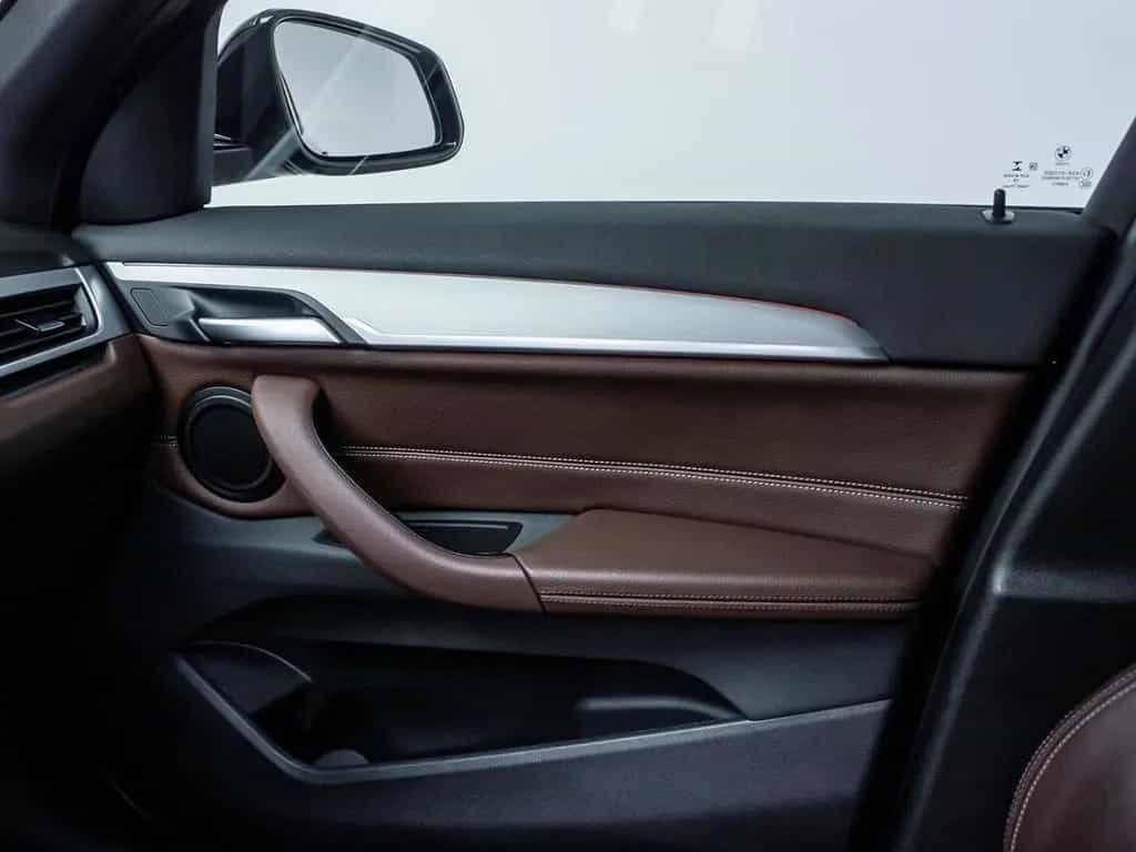 BMW X1 sDrive 20 i M Sport Automatik Pano-Dach PDC ( 06/2019-photo-16