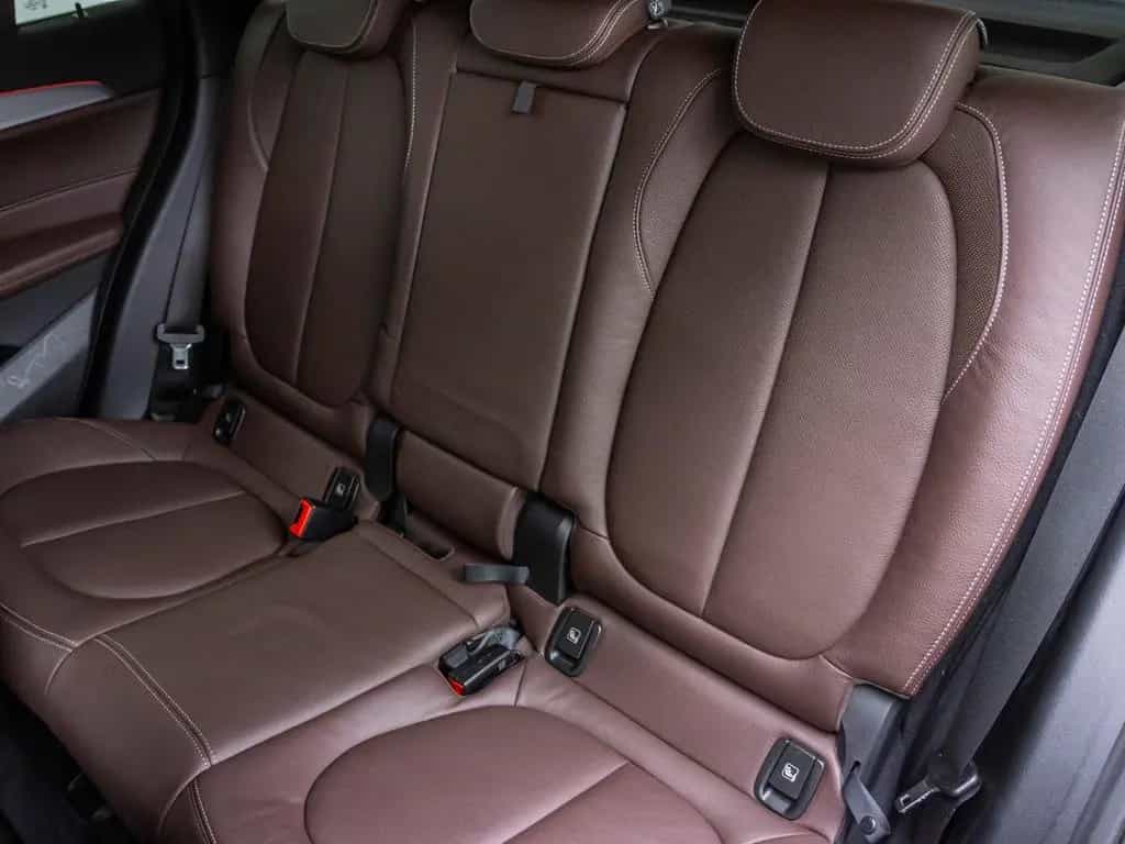 BMW X1 sDrive 20 i M Sport Automatik Pano-Dach PDC ( 06/2019-photo-17
