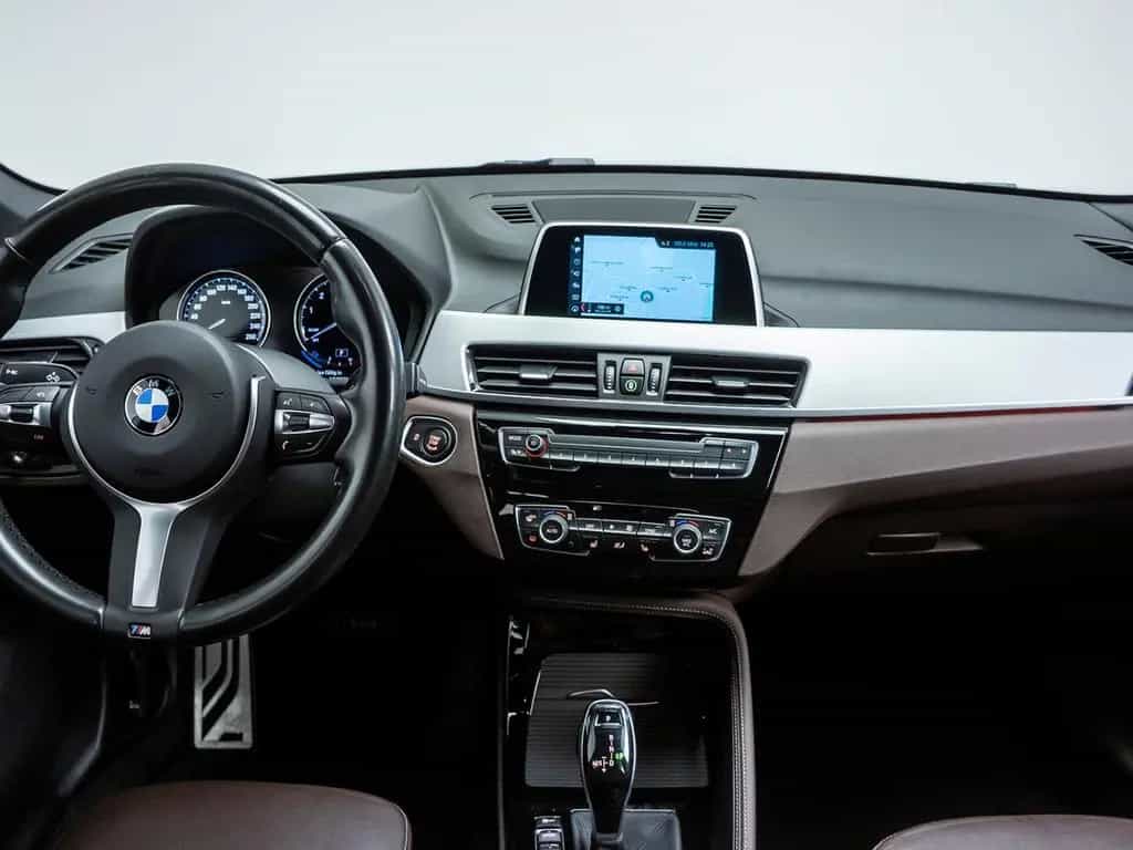 BMW X1 sDrive 20 i M Sport Automatik Pano-Dach PDC ( 06/2019-photo-26