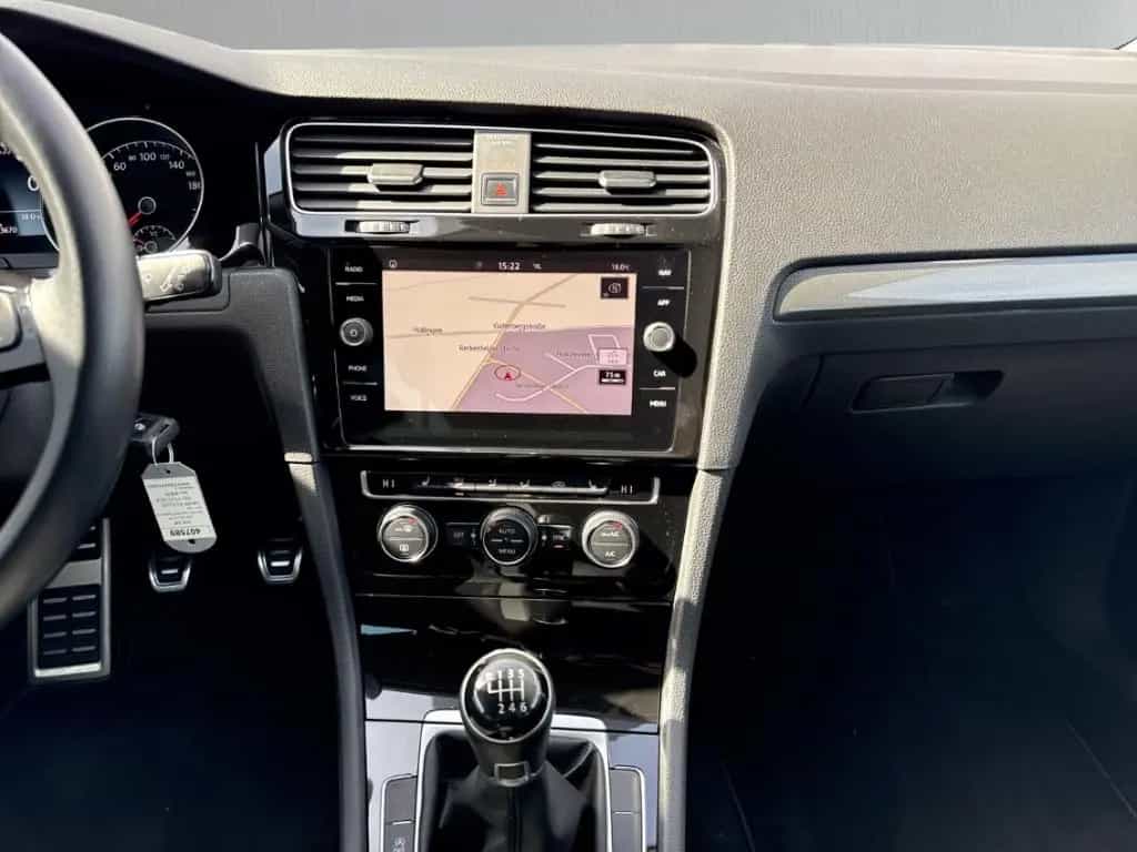 Volkswagen Golf VII 1.0 TSI Kinders. Vorb. Klimaautom SHZ 02/2018-photo-24