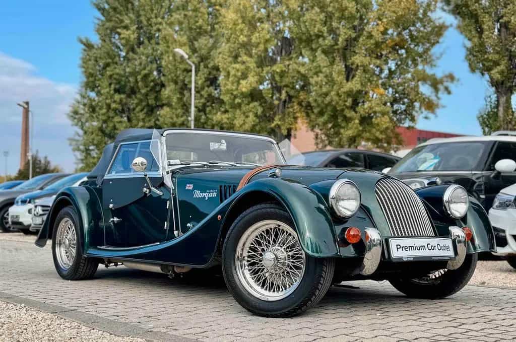 Morgan Plus 4 11/2011-photo-0