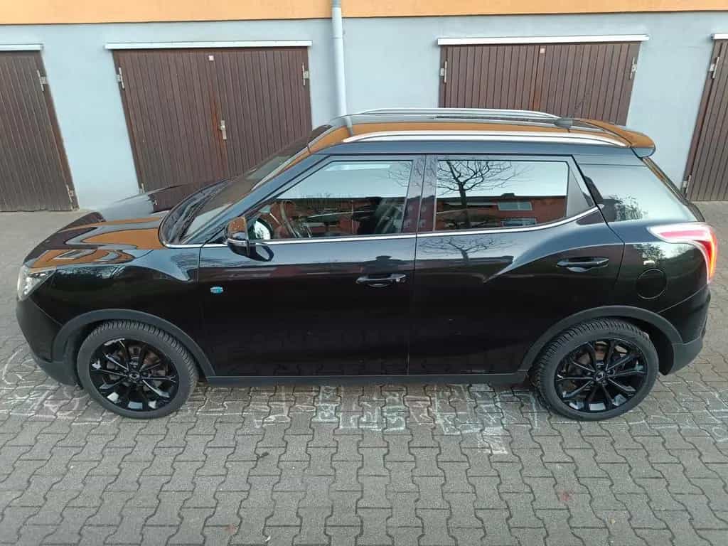 Ssangyong Tivoli 1.6 e-XDi 160 SAPPHIRE 2WD 09/2018-photo-2