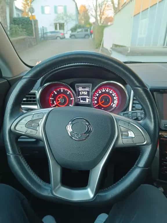 Ssangyong Tivoli 1.6 e-XDi 160 SAPPHIRE 2WD 09/2018-photo-6