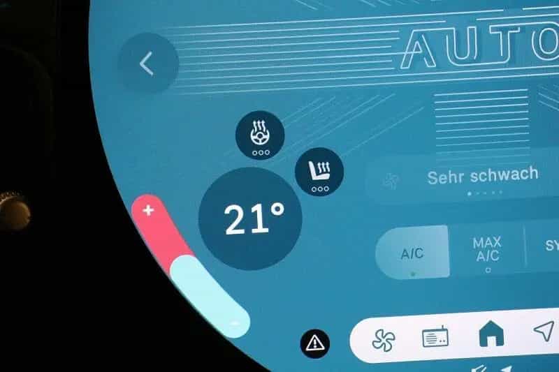 MINI Cooper C 3T Classic Trim DKG HuD Navi Paket S 07/2024-photo-13